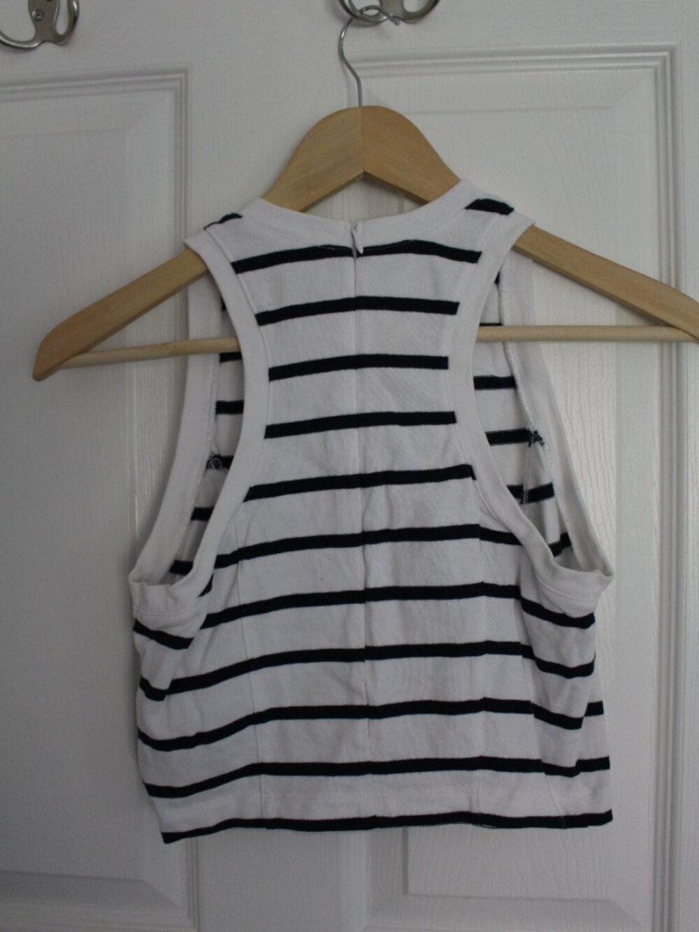 Abercrombie & Fitch Cropped Tank Top Women's S - Picture 3 of 3